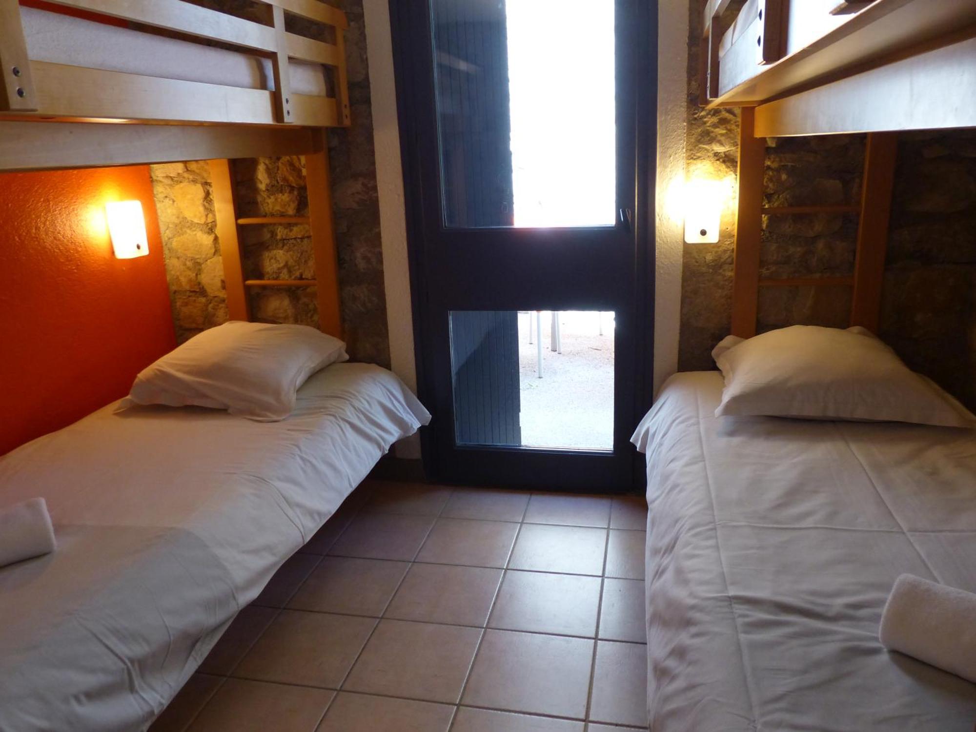 Terres De France - Le Domaine Des Vans Chambonas Exterior photo